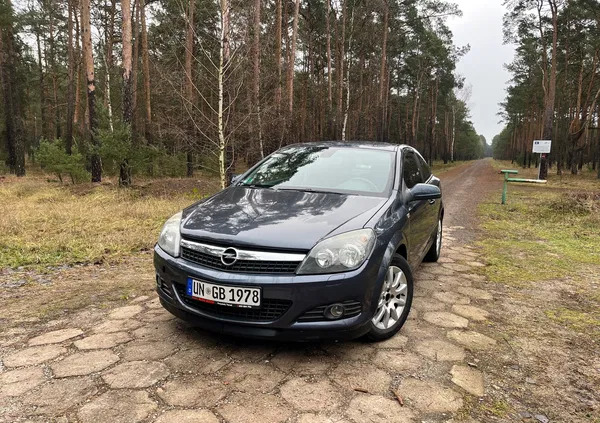 opel Opel Astra cena 12900 przebieg: 190700, rok produkcji 2007 z Małogoszcz